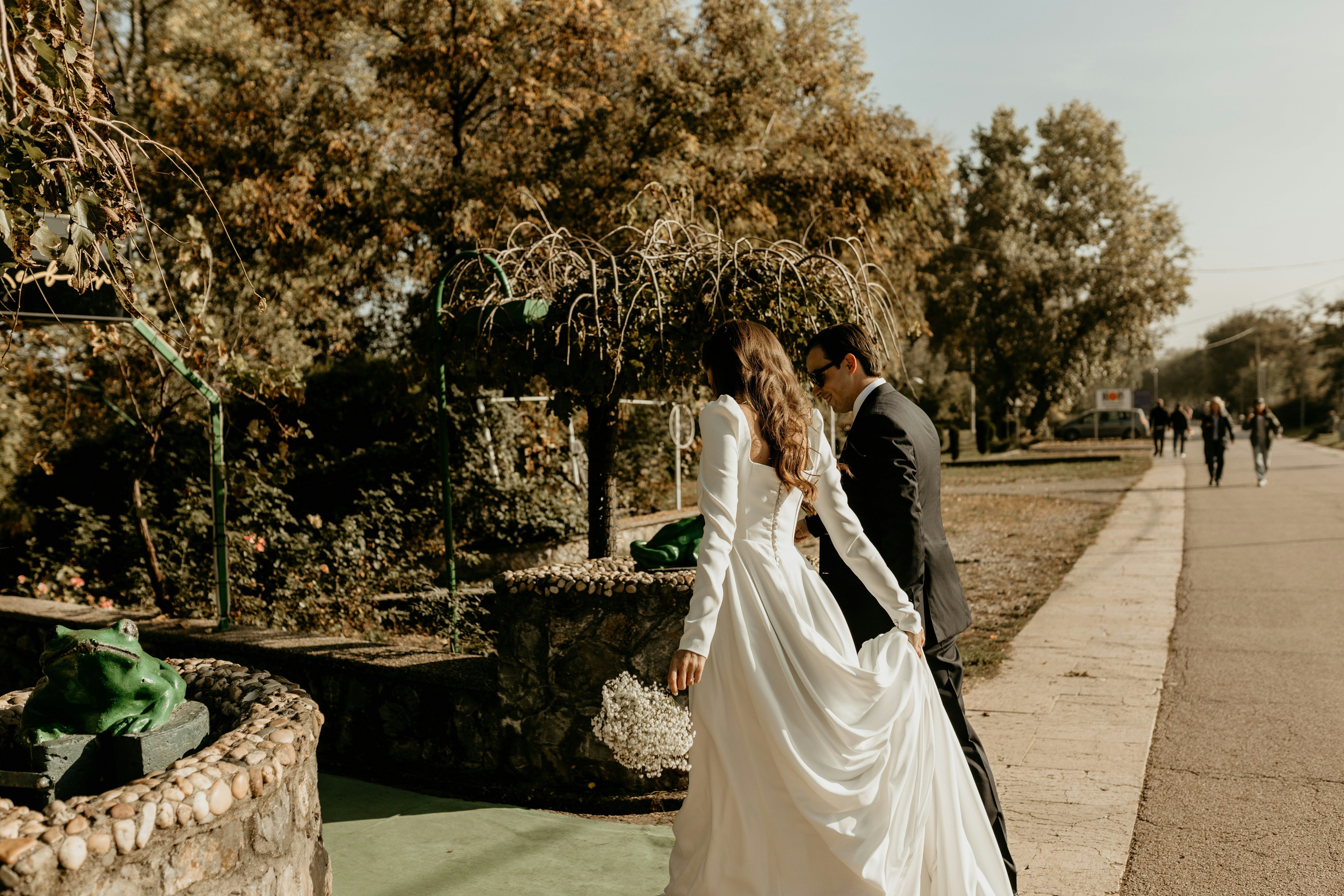 Bridal Shoes for Destination Weddings: Travel-Friendly Options