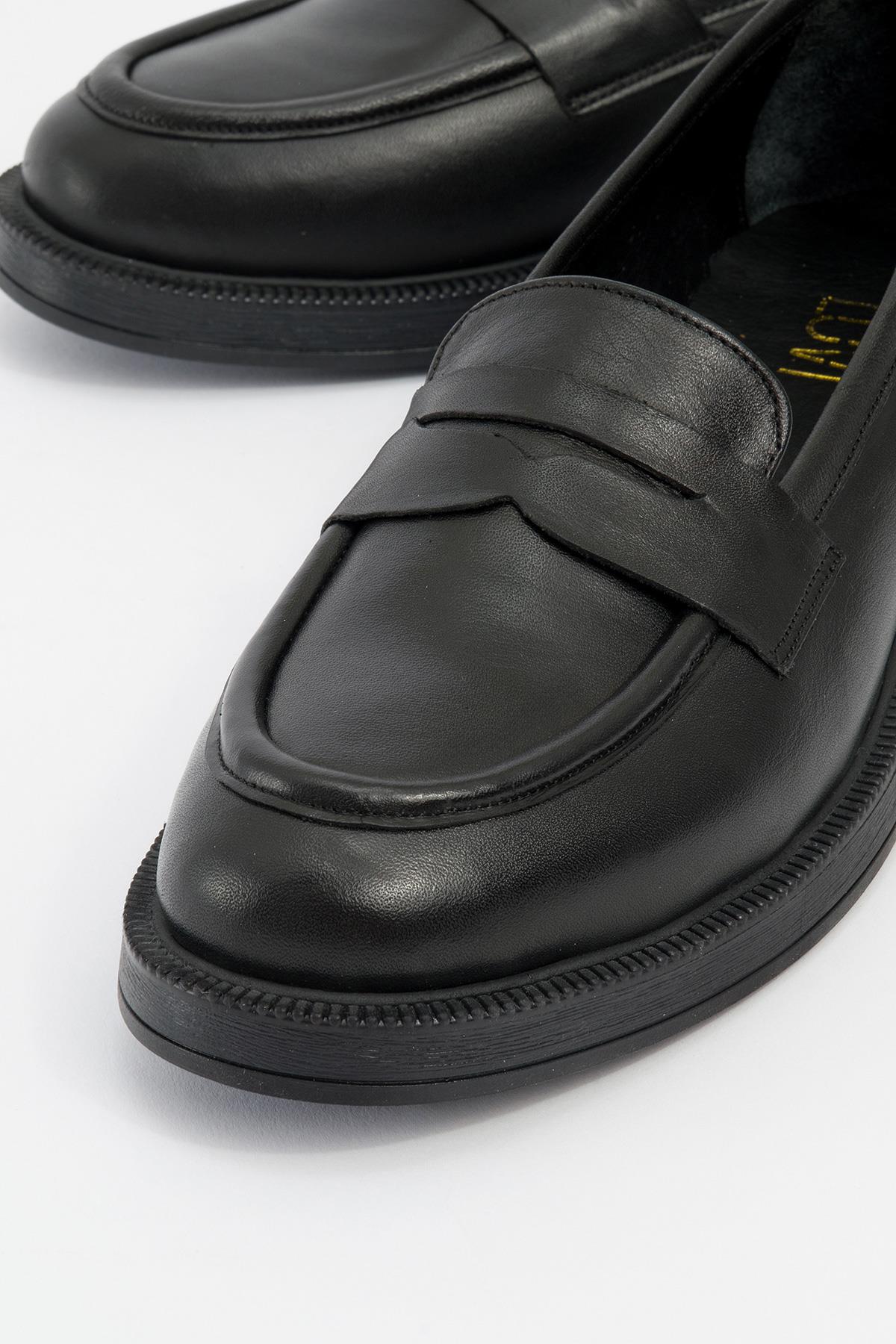 Bree - Black Genuine Leather Loafer (Women)