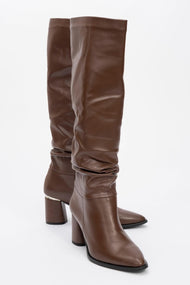 120 - Brown Gusset Block Heel Boot (Women)