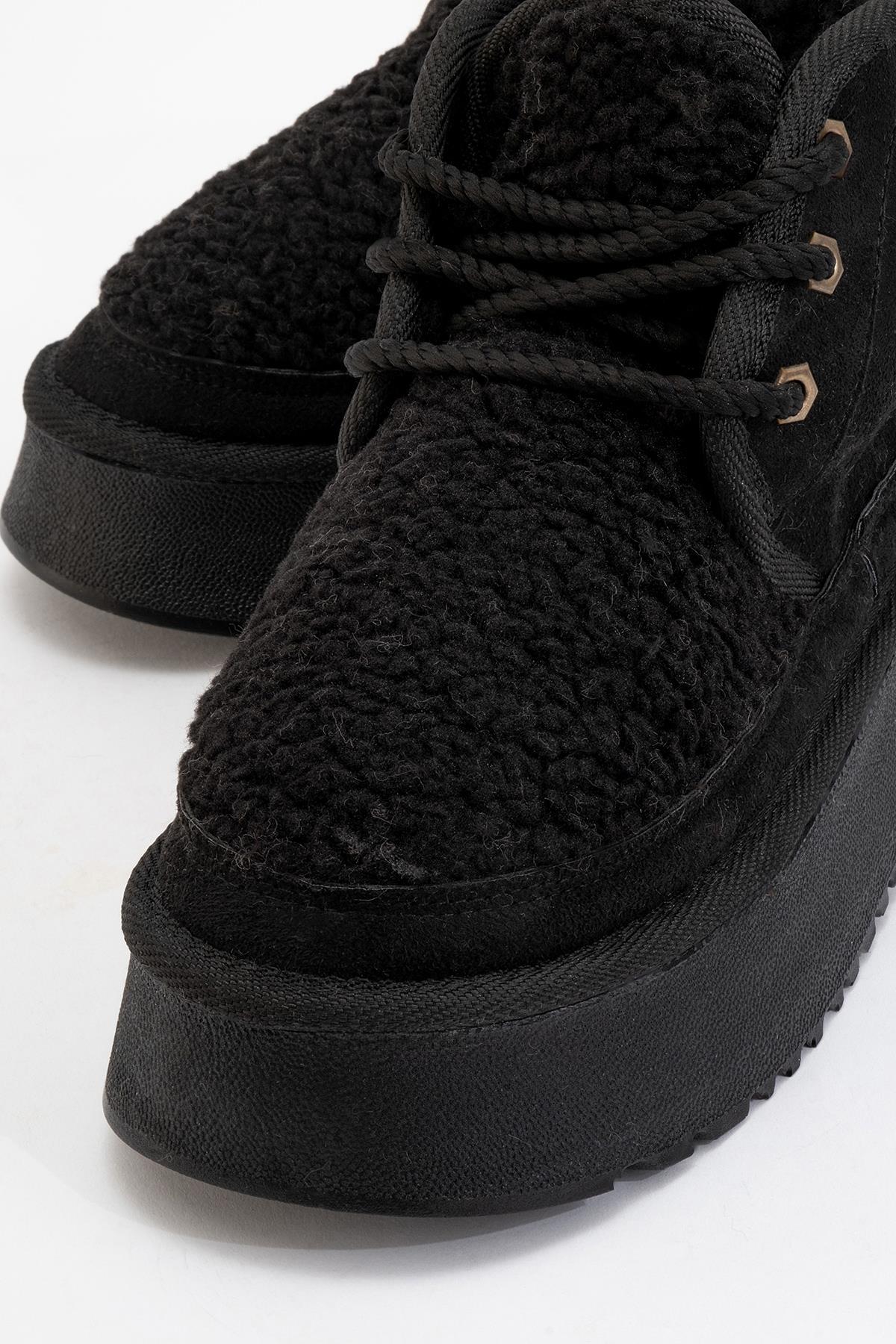 Tyson - Black Lace-Up Platform Sport Boot (Women)