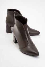 Finda Brown Leather Block‑Heel Boot (Women)