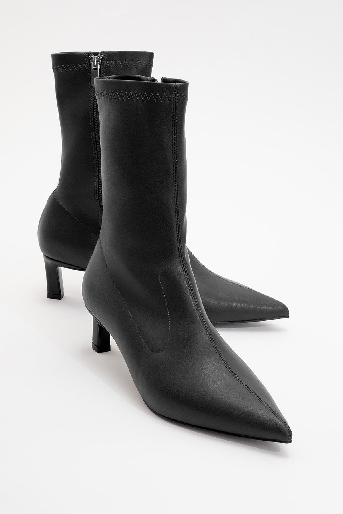 Lewin Black Pointed Toe Stiletto Boot (Women)