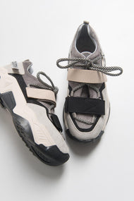 Lulen - Black Taupe Glitter-Logo Velcro Sport Sneaker (Women)