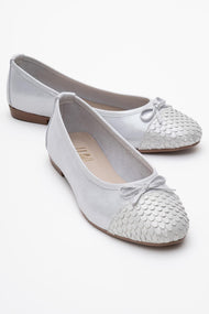 02 - White Genuine Leather Ballet Flat (Women)
