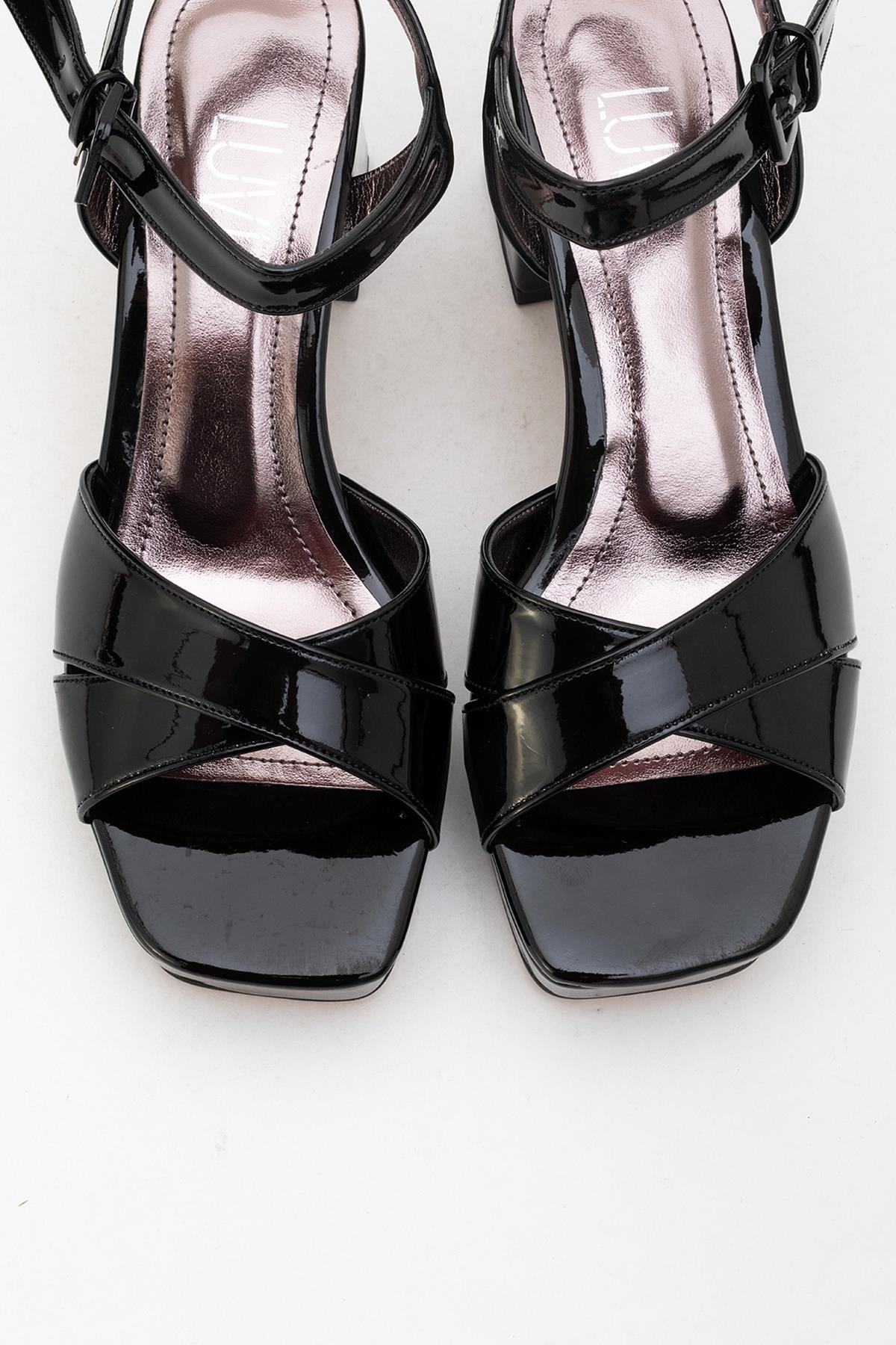 Lisbon - Black Patent Platform Heel Shoe (Women)