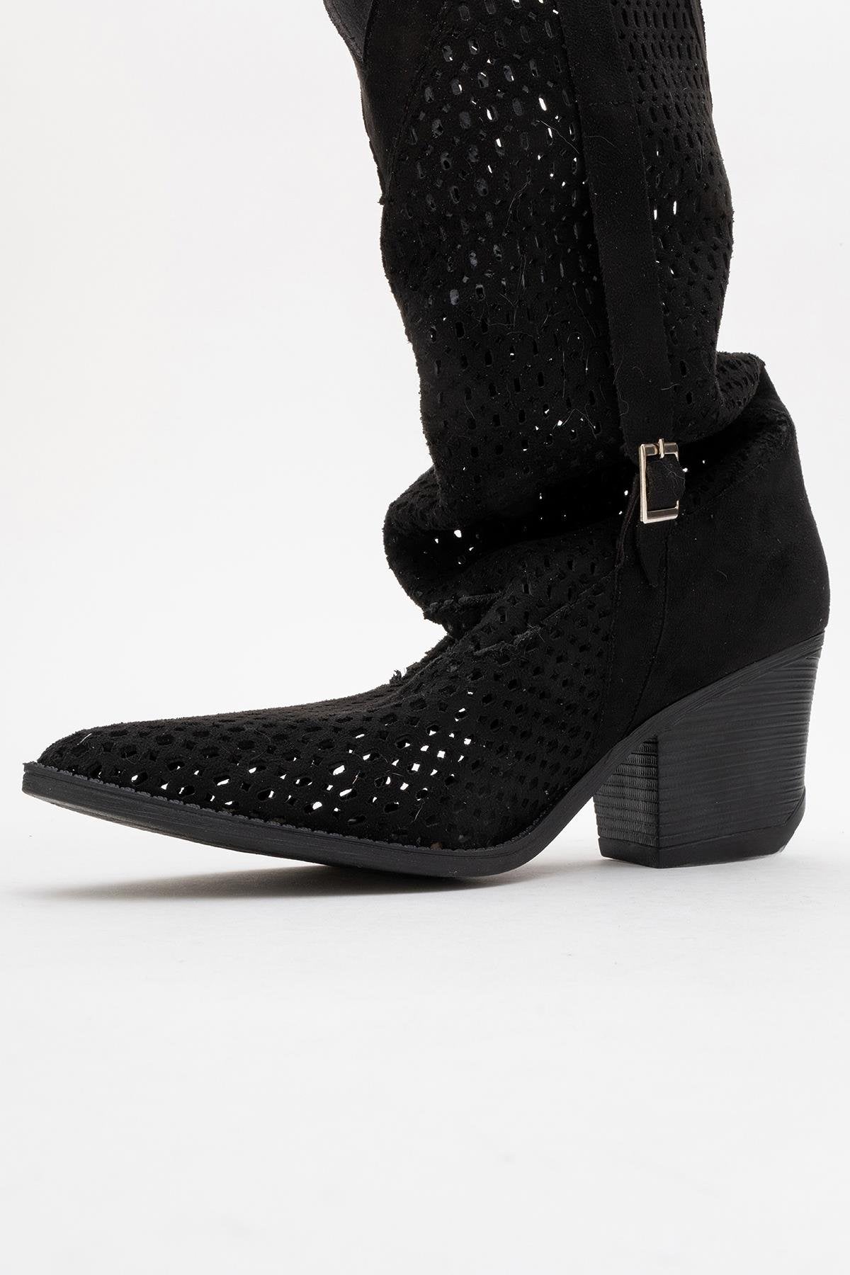 Larry Black Elasticated Block Heel Boot (Women)
