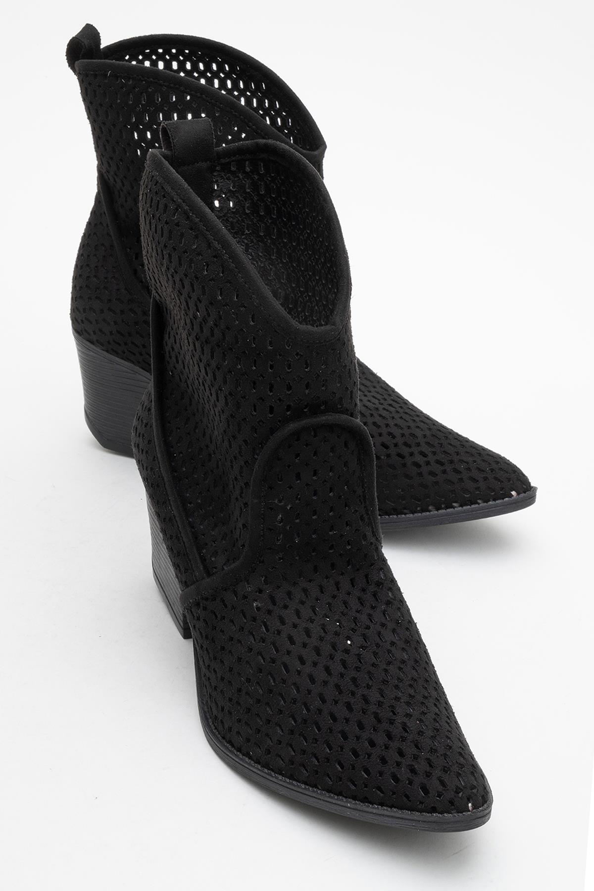 Pera Black Block Heel Boot (Women)