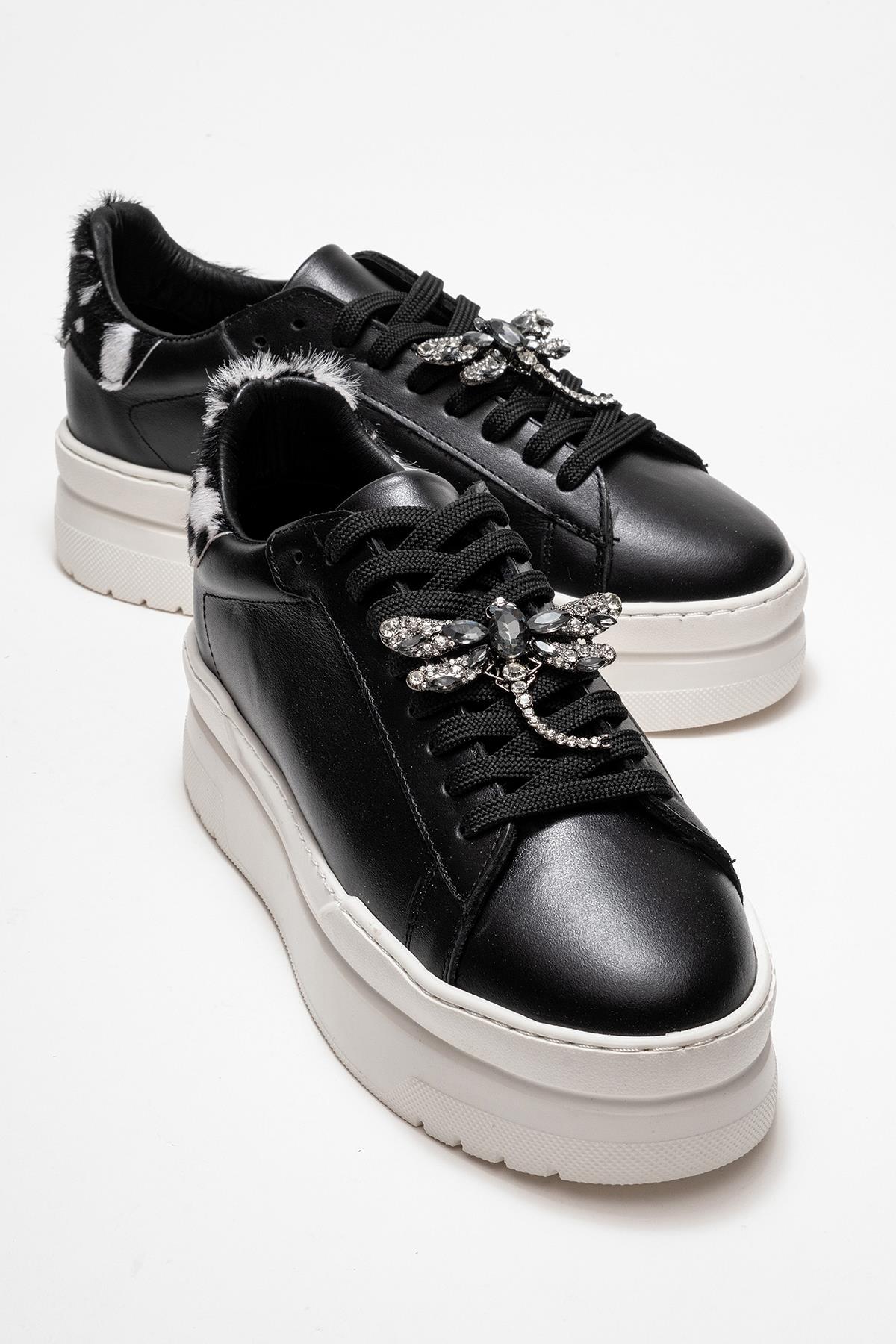 Laren - Black Genuine Leather Buckle Casual Sneaker (Women)