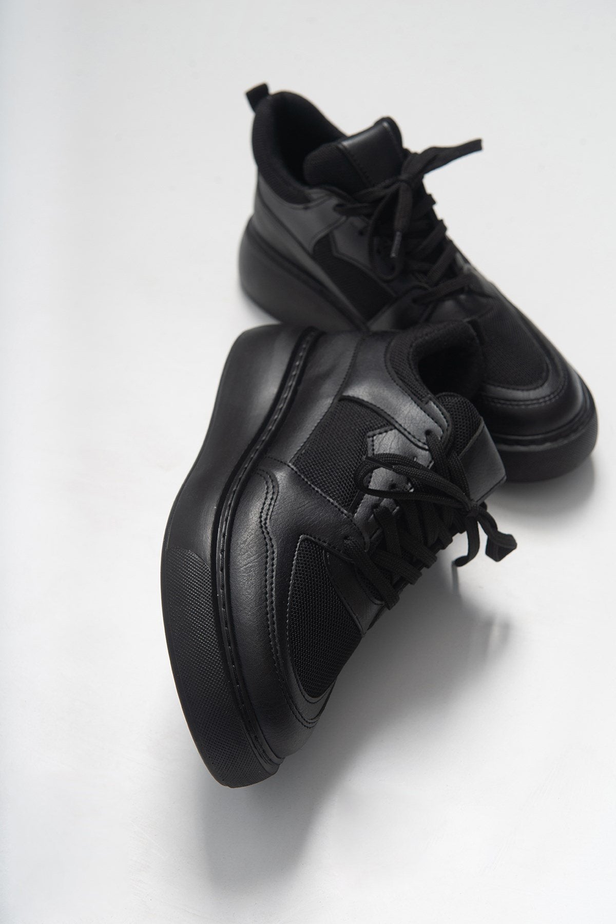 Pure - Black Sneaker (Women)