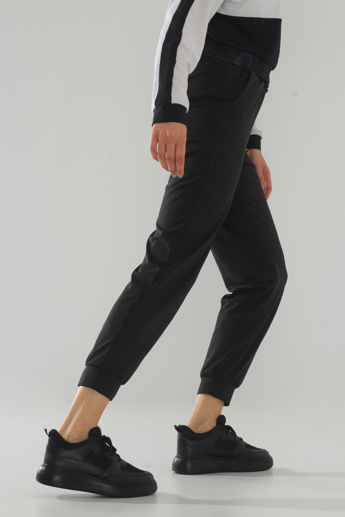 Pure - Black Sneaker (Women)