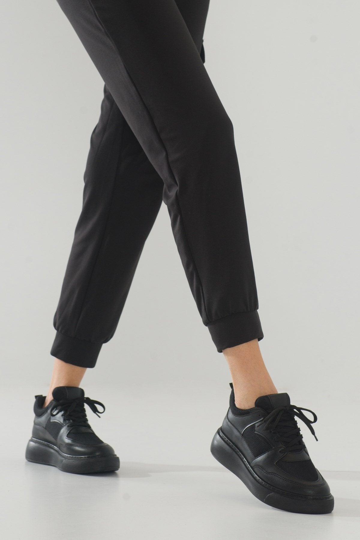 Pure - Black Sneaker (Women)