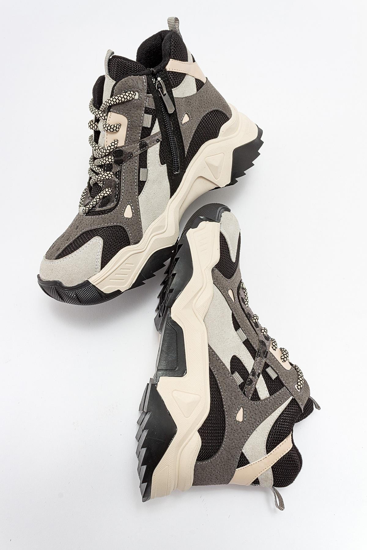 Lowel Ice Black Sneaker Boot (Women)