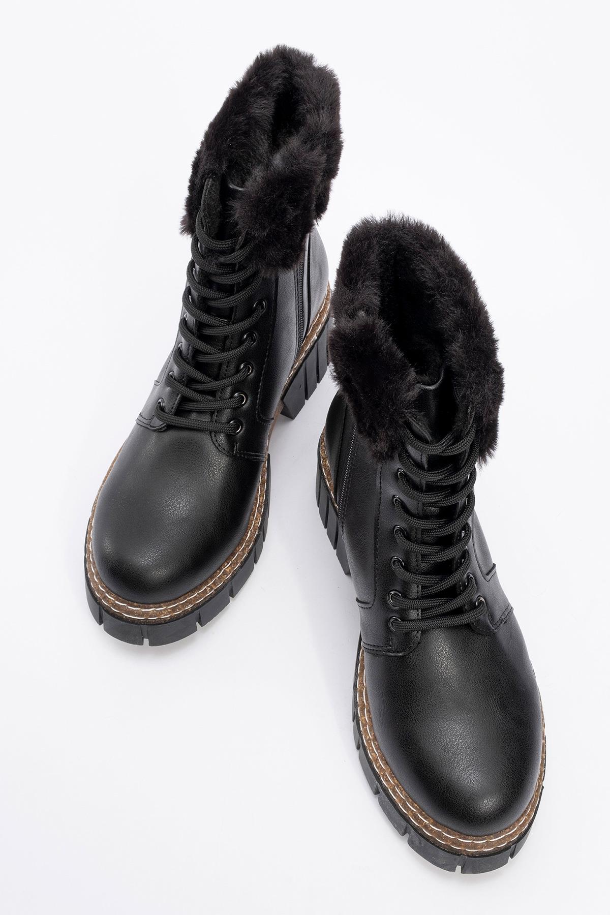 Jayla - Black Boot (Women)