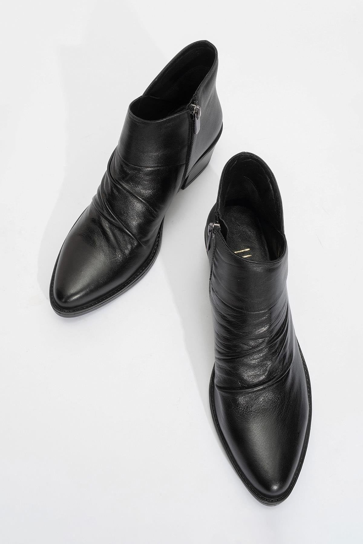 Rule - Black Genuine Leather Block Heel Boot (Women)