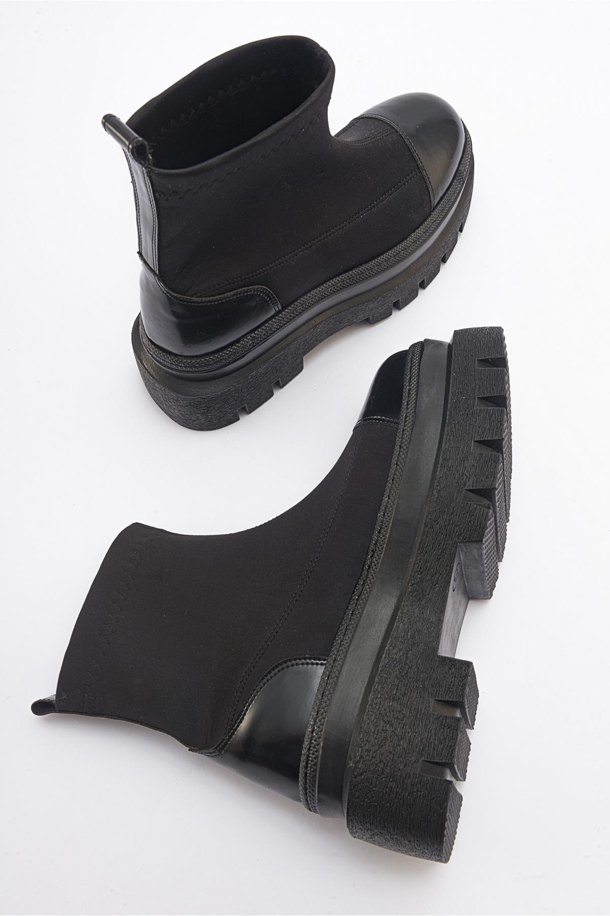 Aves - Black Chunky Sole Boot (Women)