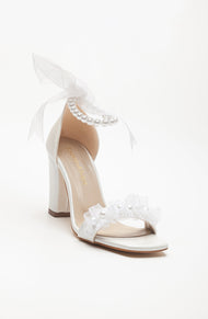 Krystal - Ivory Lace Bridal Sandals with Pearls