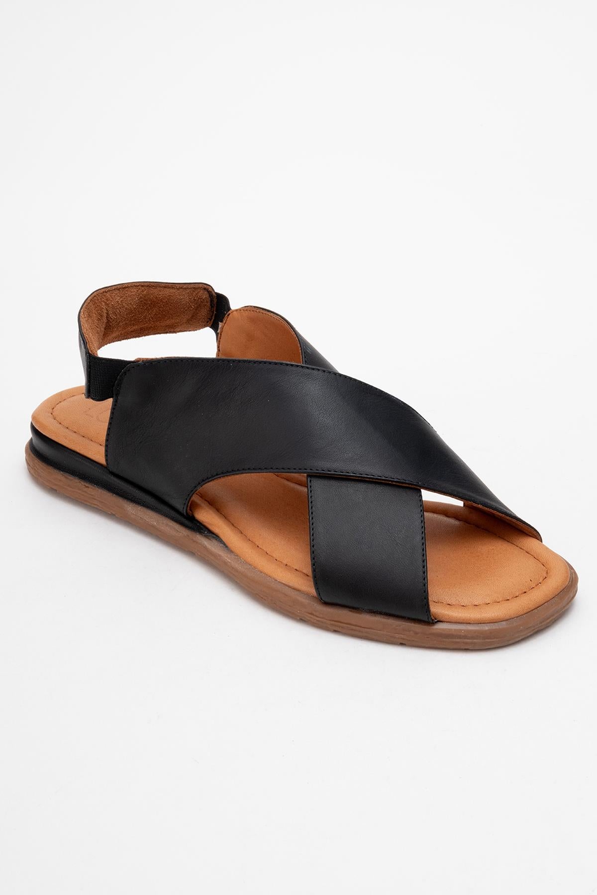 706 - Black Leather Thong Sandals (Women)