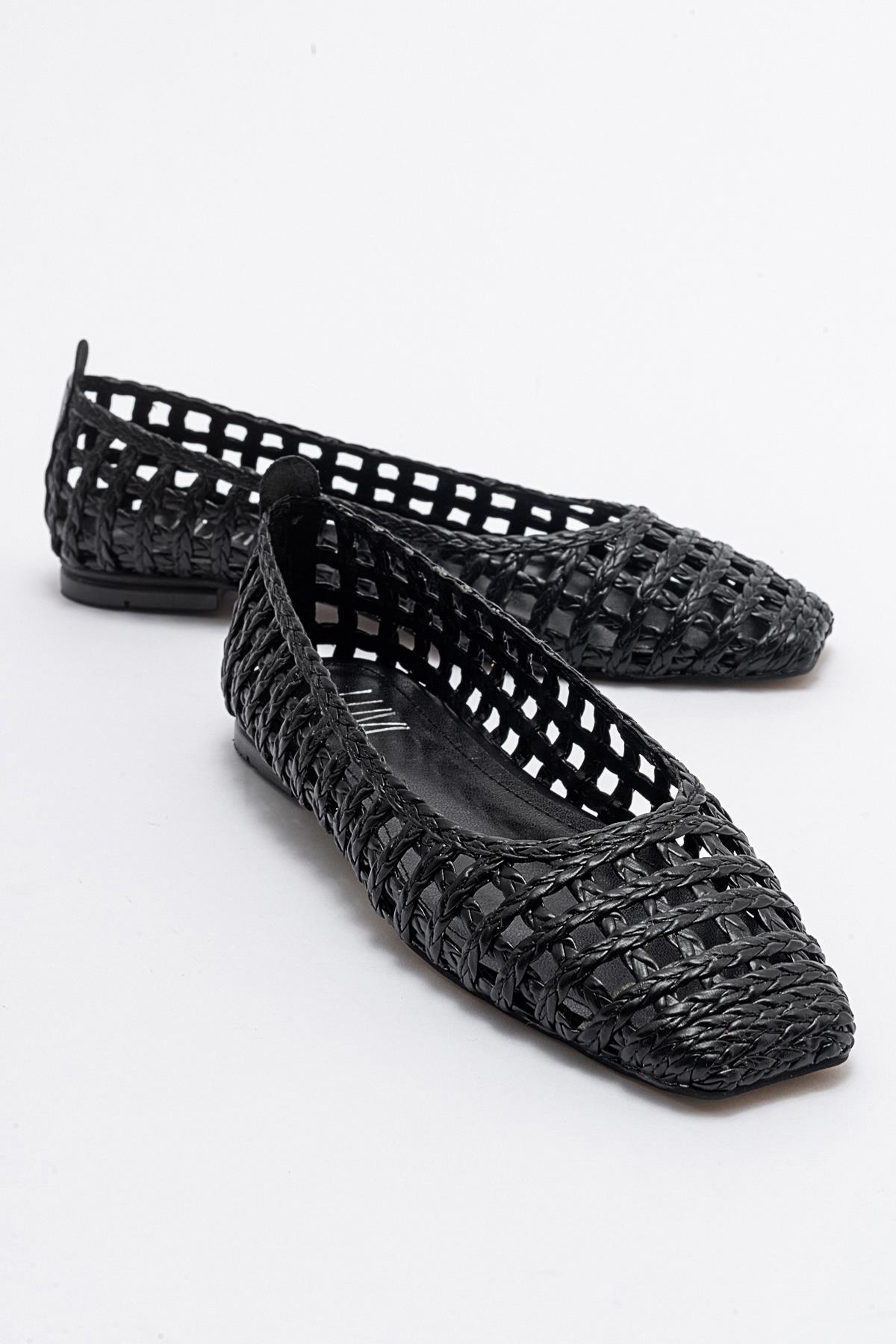 Arcola - Black Knitted Pattern Ballet Flat (Women)