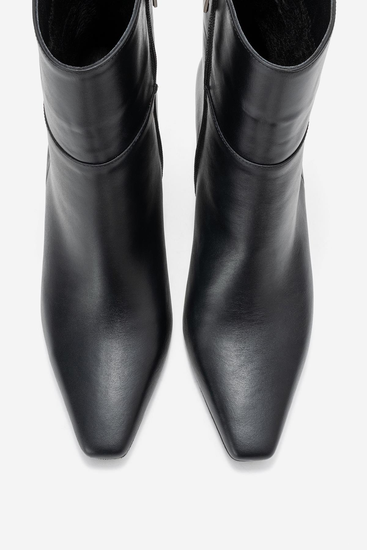 Kyoto - Black Genuine Leather Block Heel Boot (Women)