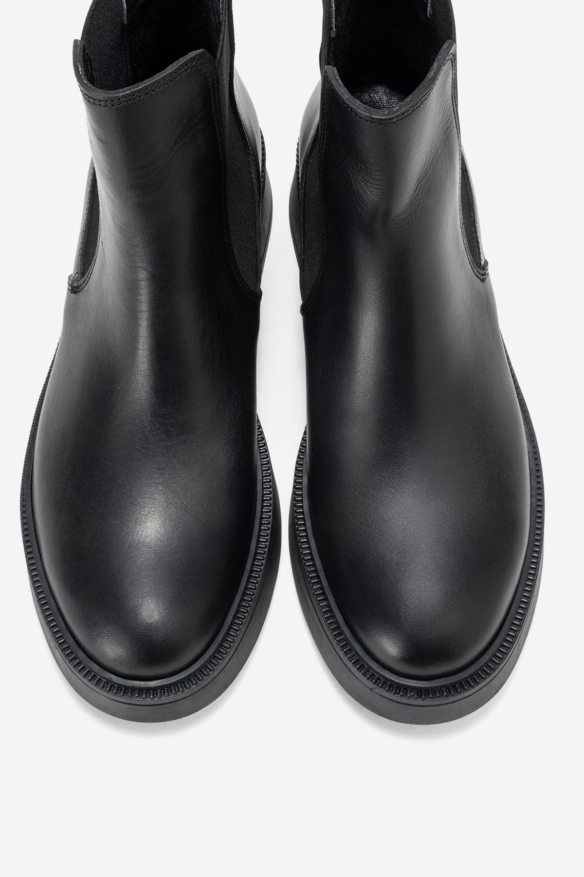 Orliss - Black Genuine Leather Elastic Panel Chelsea Boot (Women)