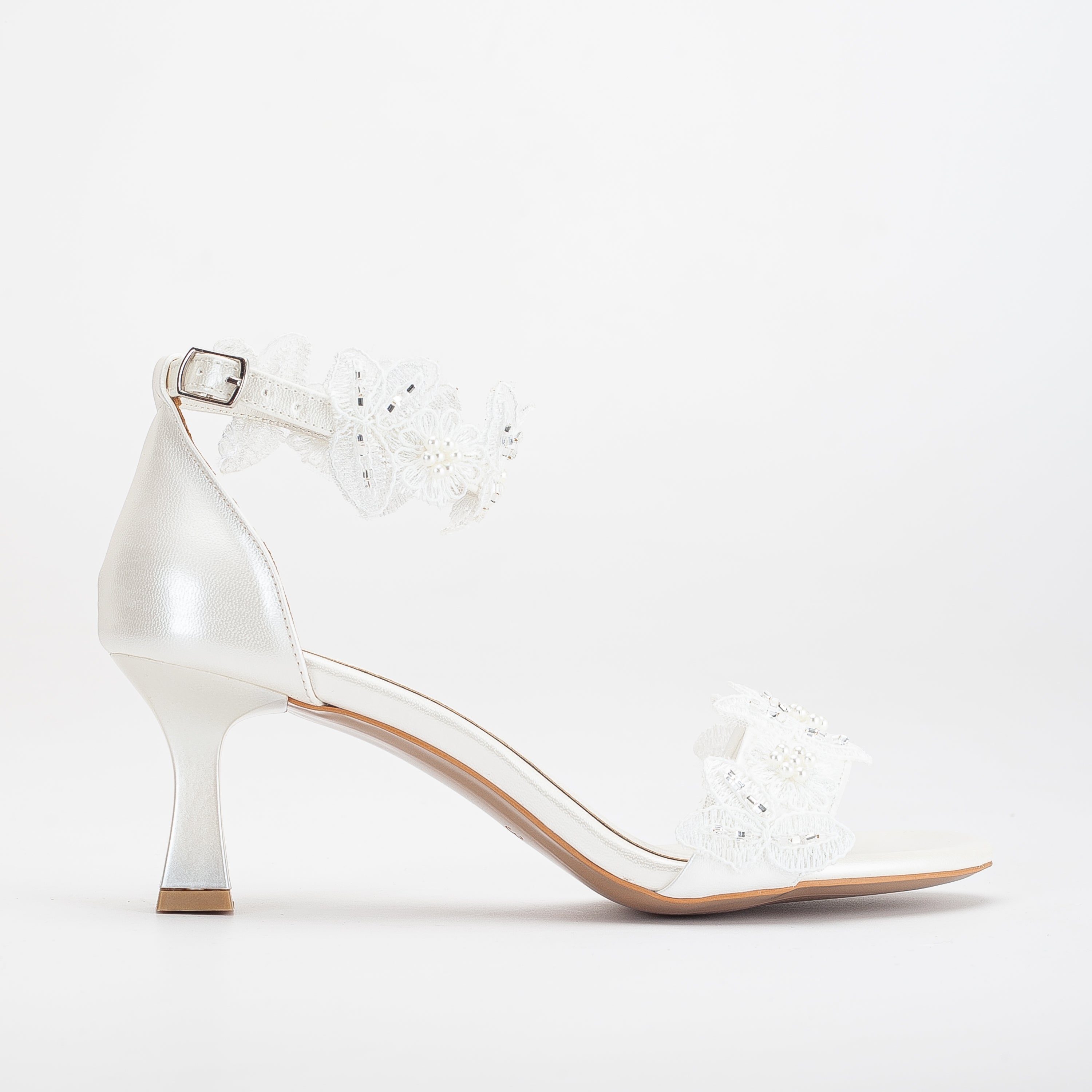 Birdie - Ivory Lace Bridal Sandals with Pearls