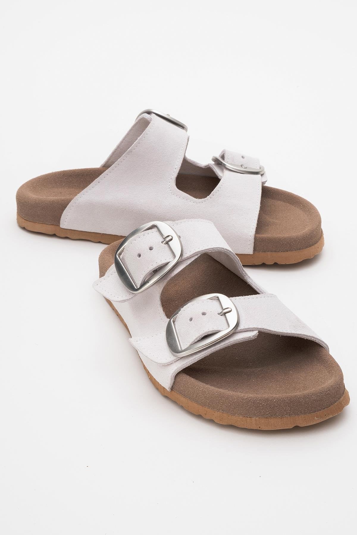 Leather Slide Sandals: The Summer Essential You Need