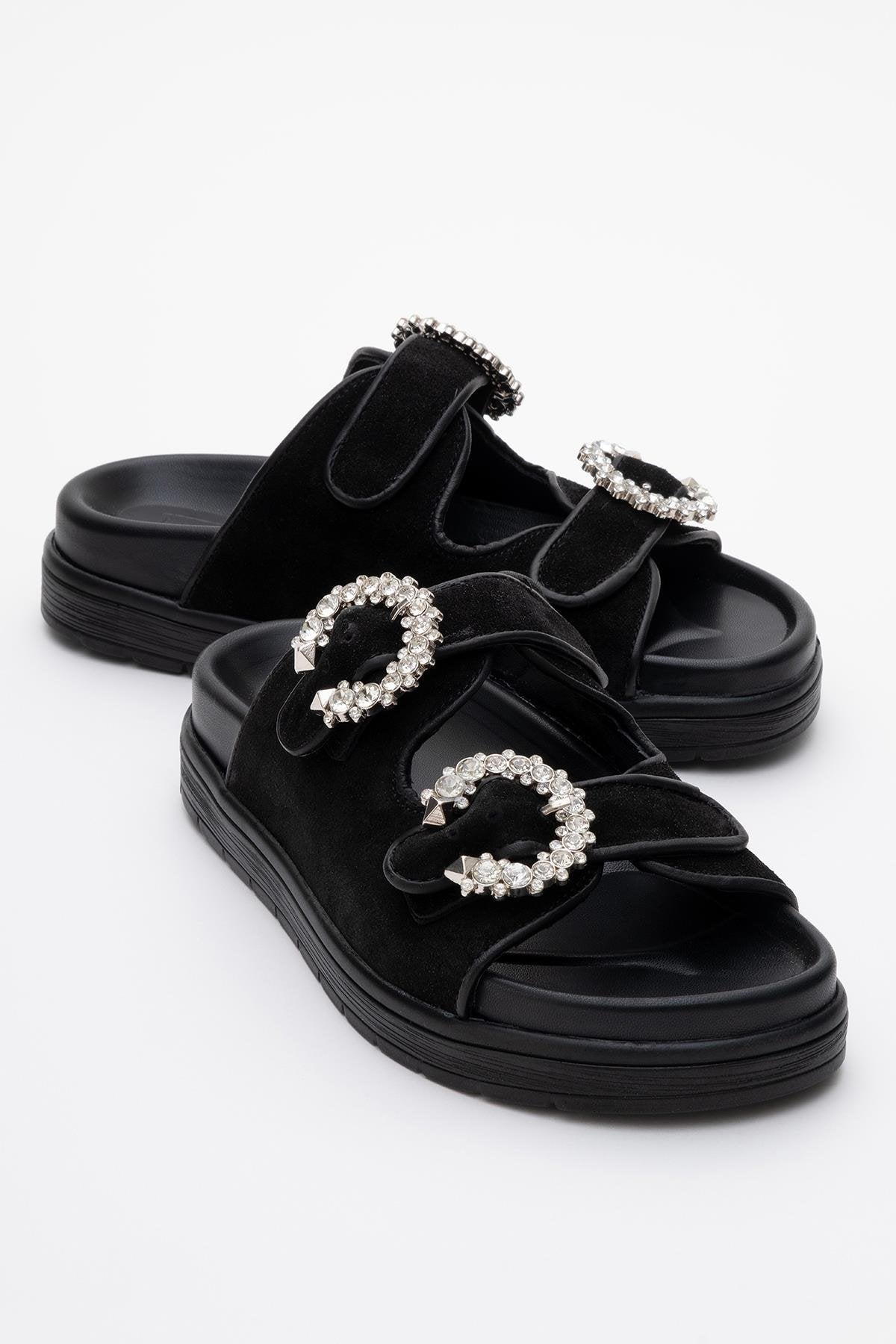 Leather Slide Sandals: The Summer Essential You Need