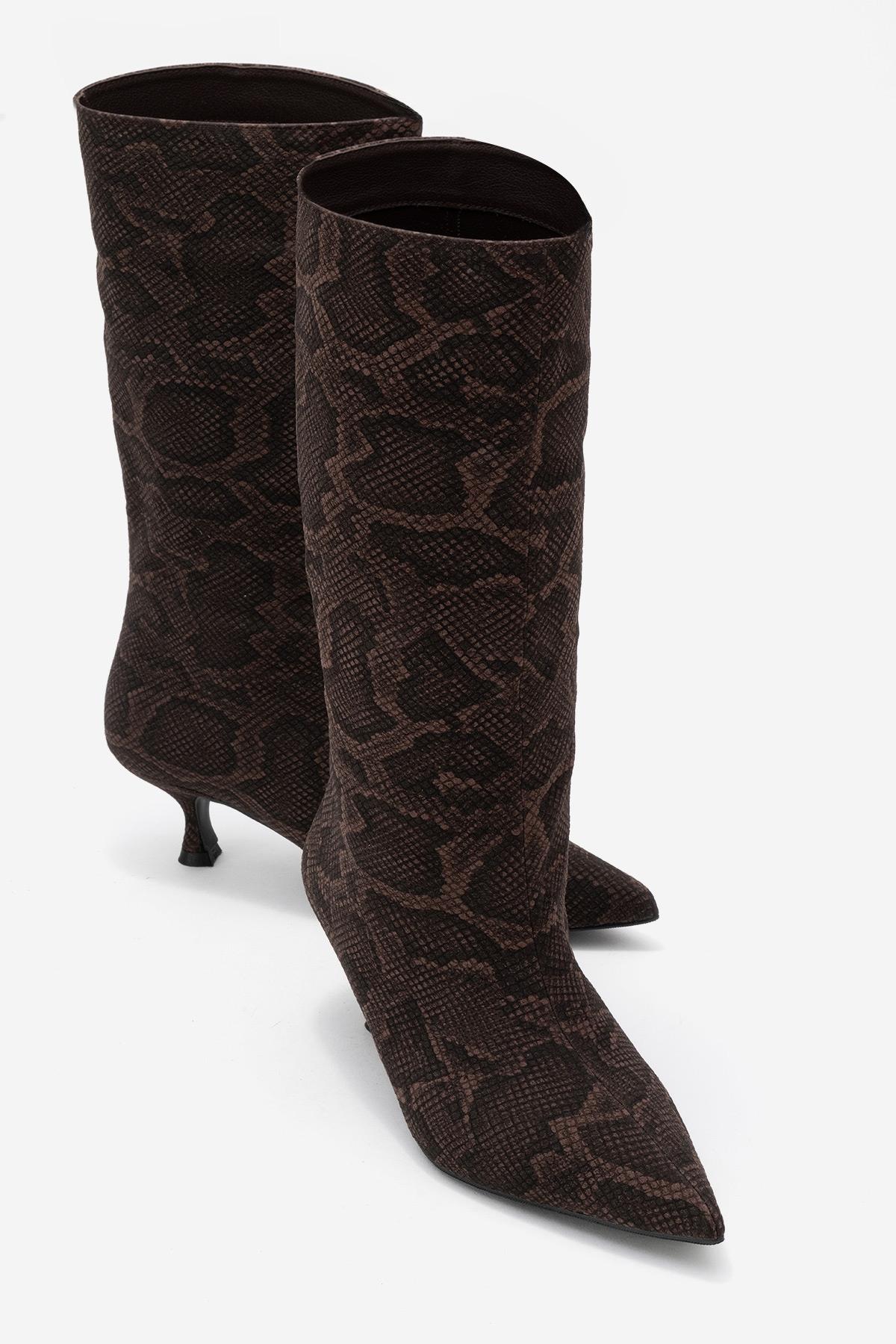 How to Style Ankle Boots: 5 Outfits That Always Work