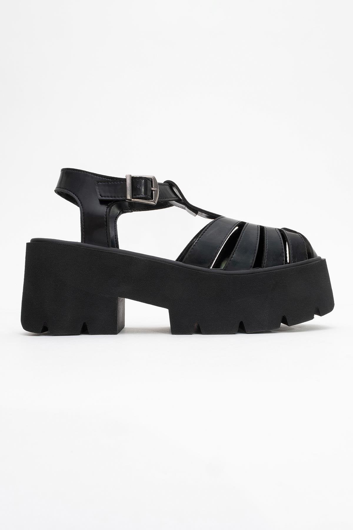 Verua - Black Platform Sandal (Women)