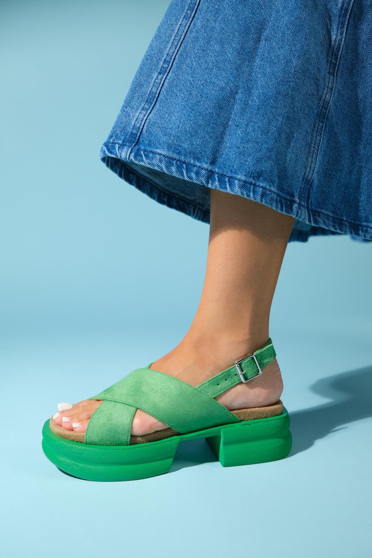 Lungo - Green Chunky Platform Sandal (Women)
