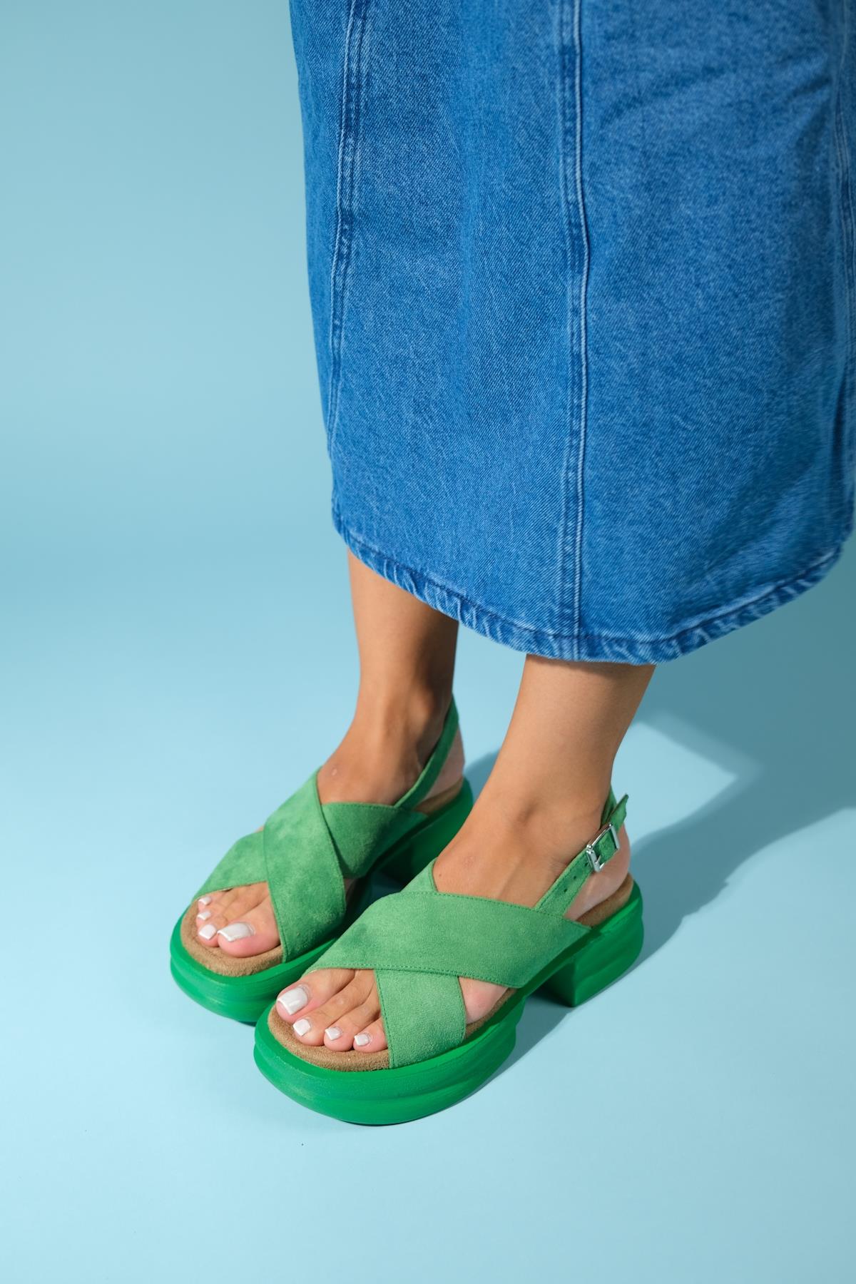 Lungo - Green Chunky Platform Sandal (Women)