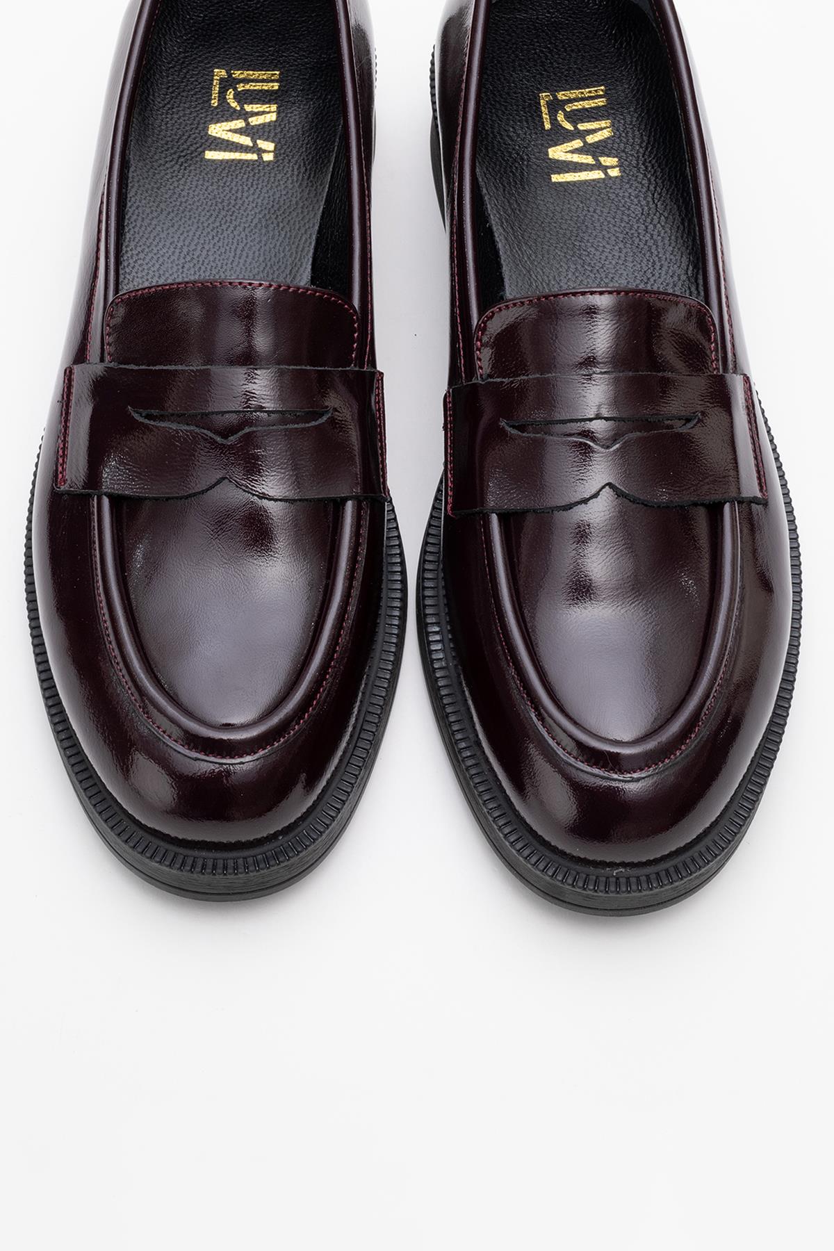 Bree - Burgundy Patent Platform Leather Loafers (Women)