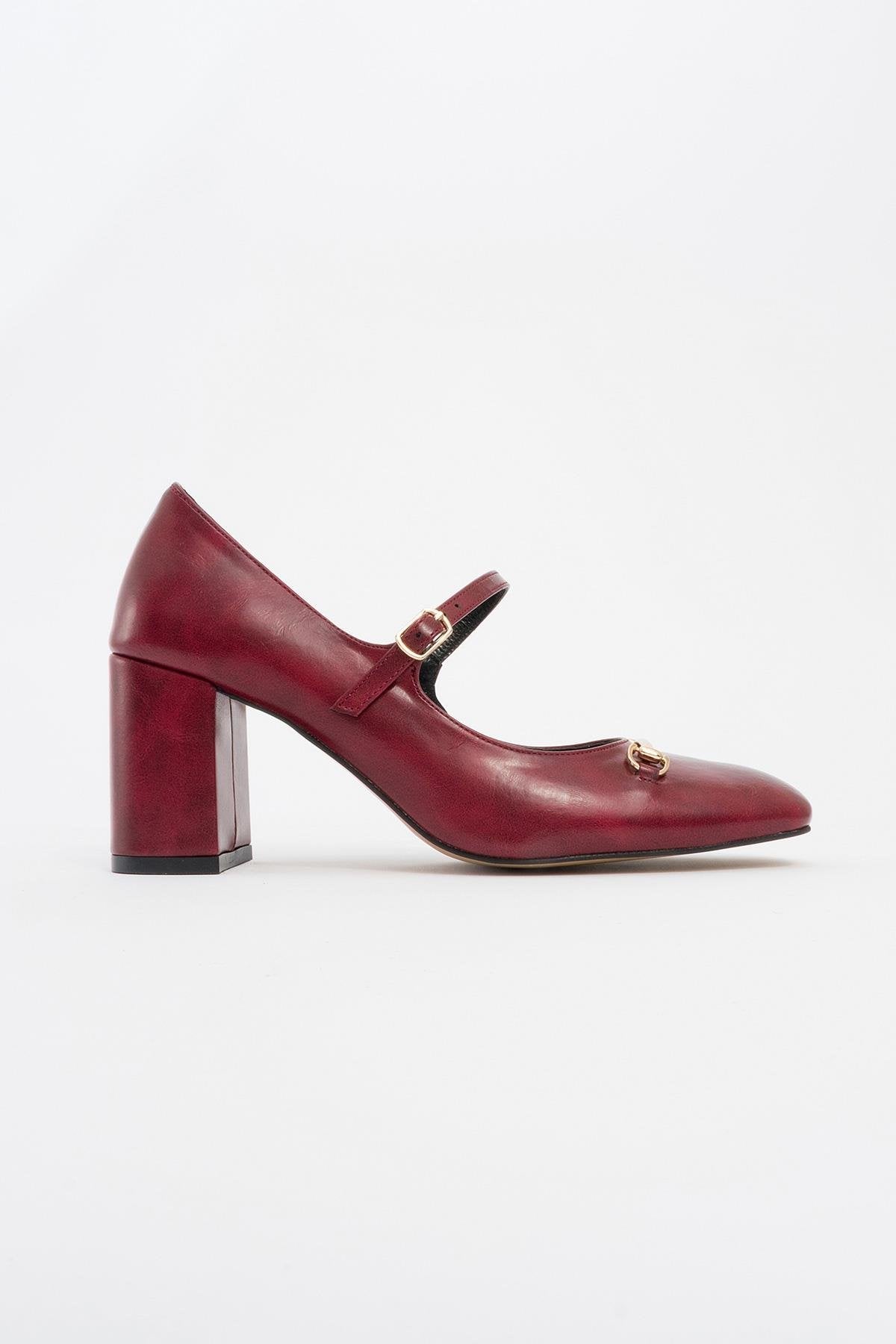 Levan - Burgundy Buckle Chunky Heel Shoe (Women)