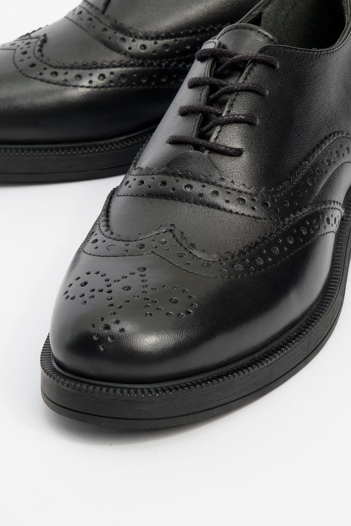 Avra - Black Leather Oxford Shoes (Women)