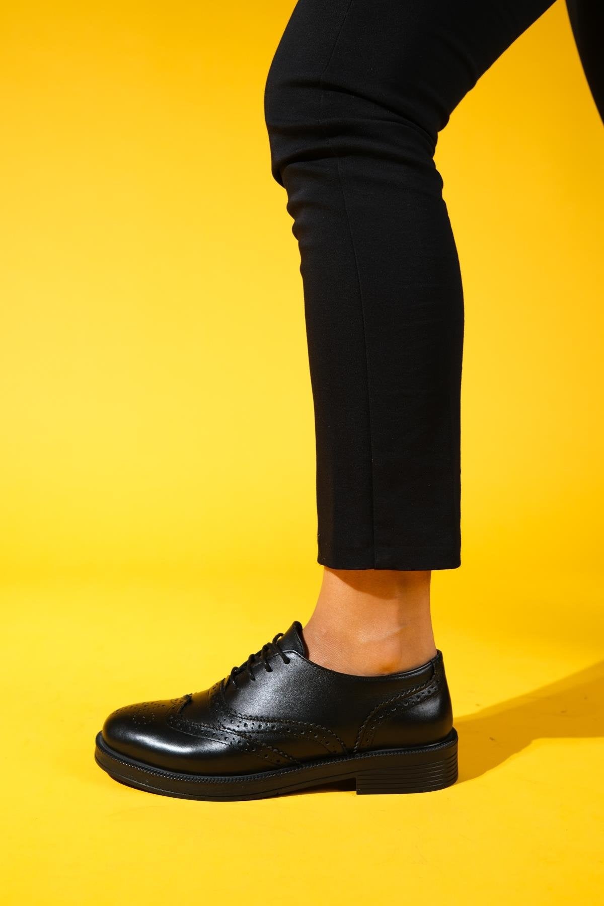Avra - Black Leather Oxford Shoes (Women)