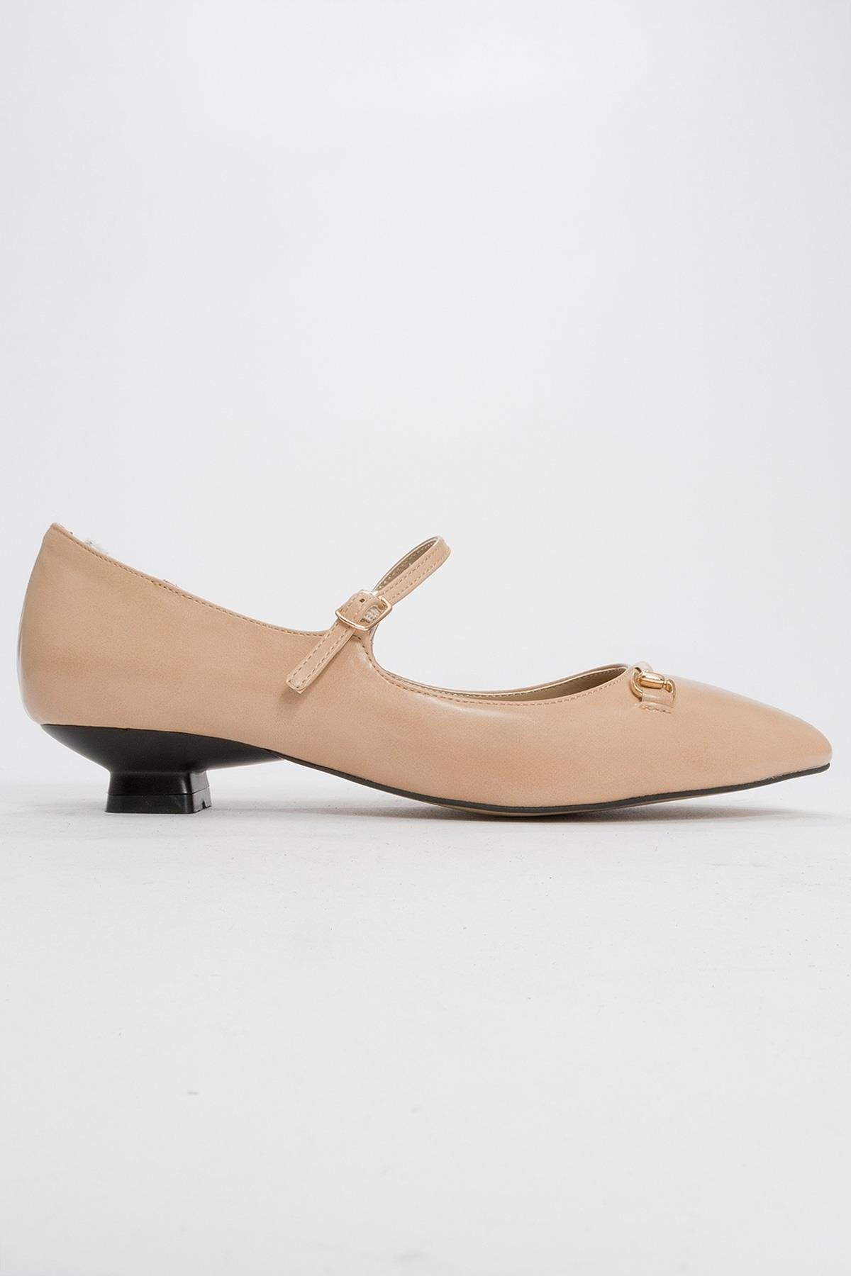 Ojen - Beige Low Heel Shoe (Women)
