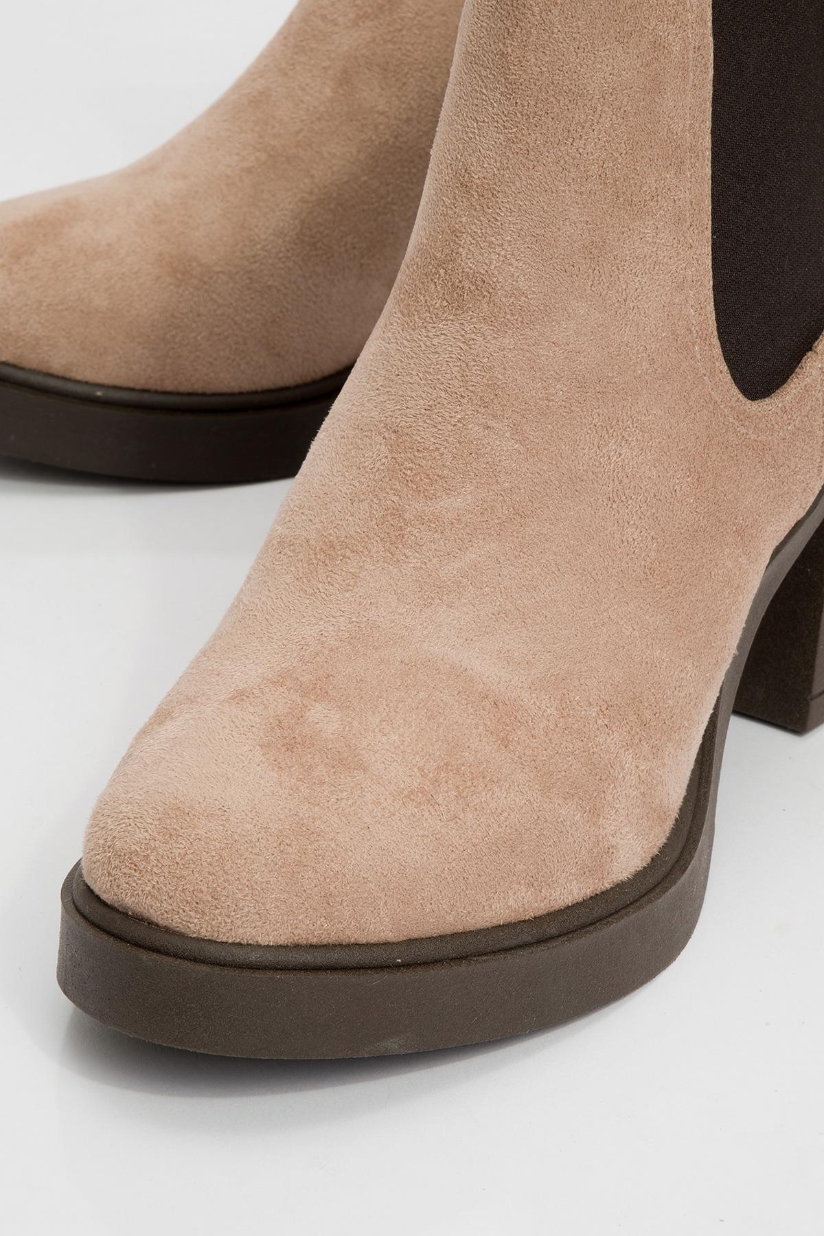 Loves - Beige Block Heel Ankle Boot (Women)