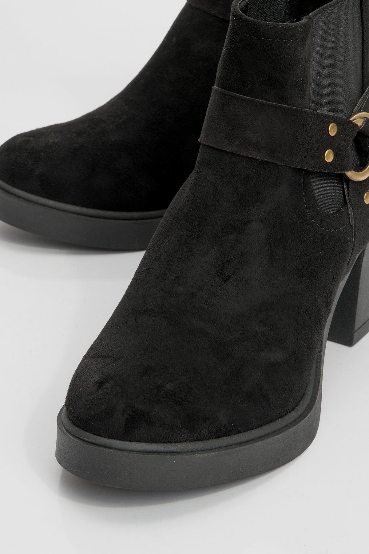 Felin - Black Block Heel Ankle Boot (Women)