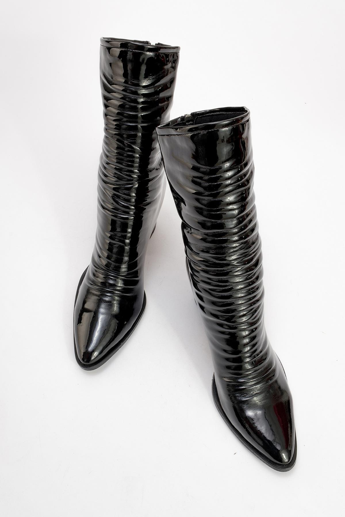 Laval - Black Patent Block Heel Boot (Women)