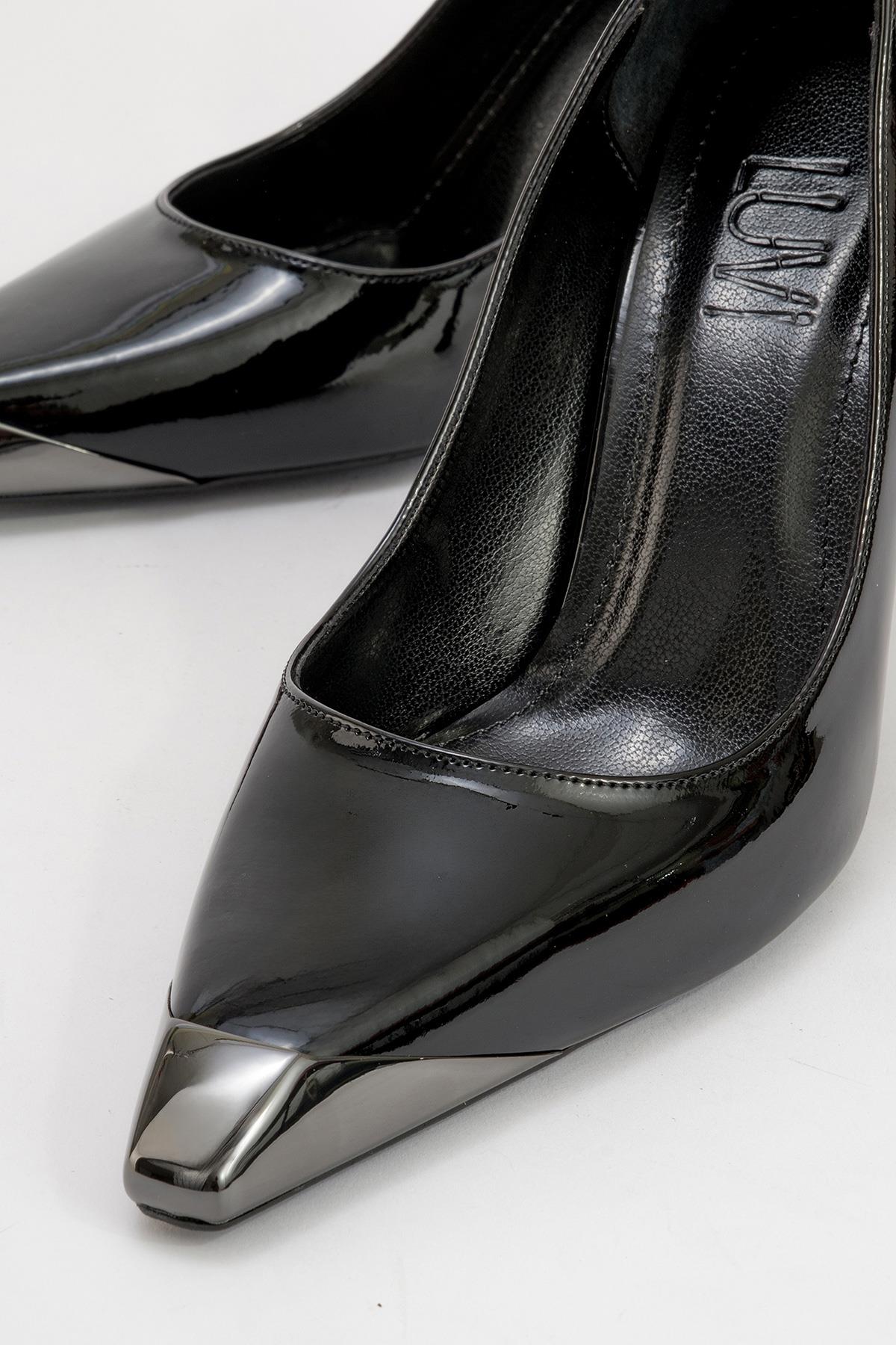 Brelo - Black High Heel Shoe (Women)