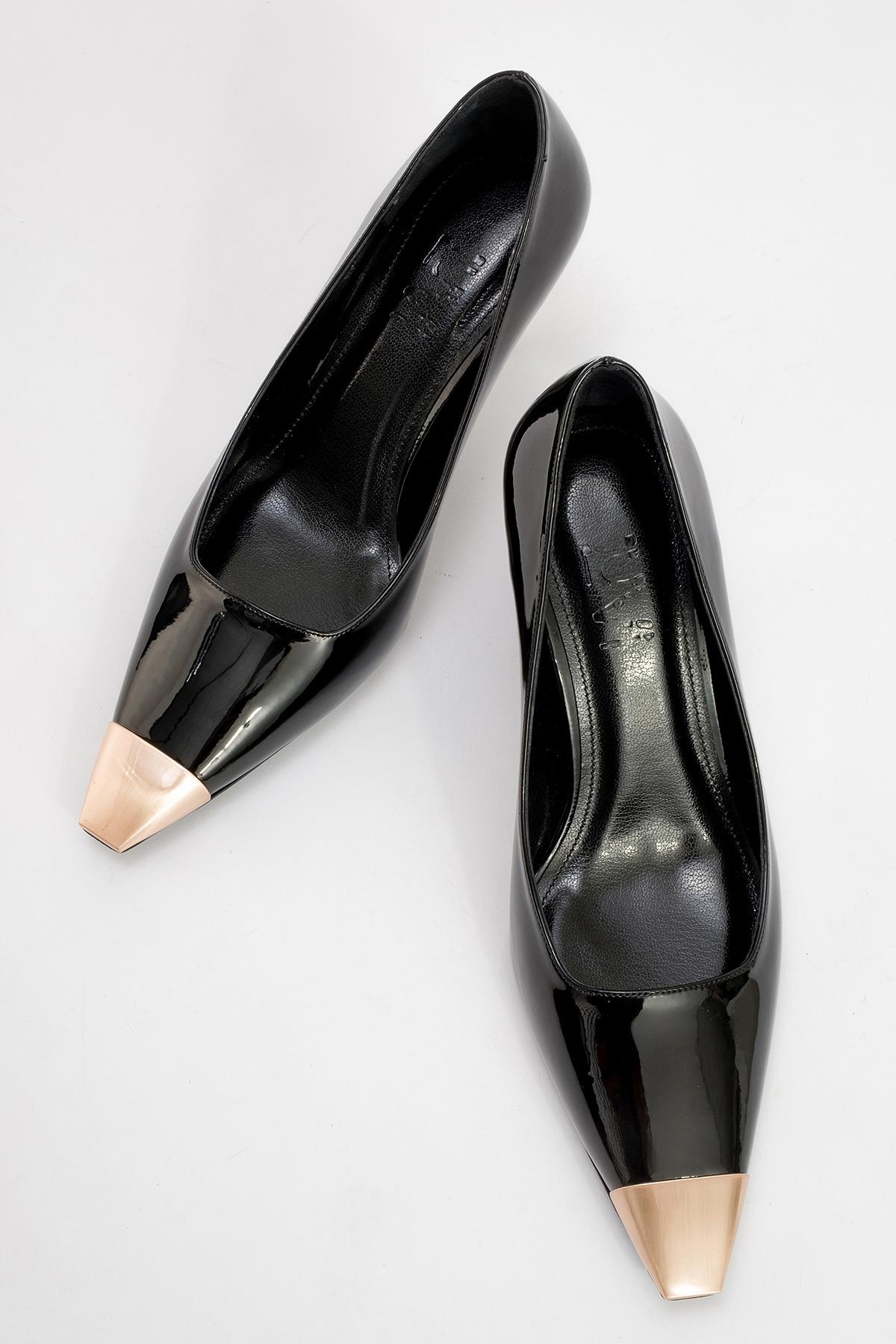 Moanda - Black Stiletto Pump (Women)