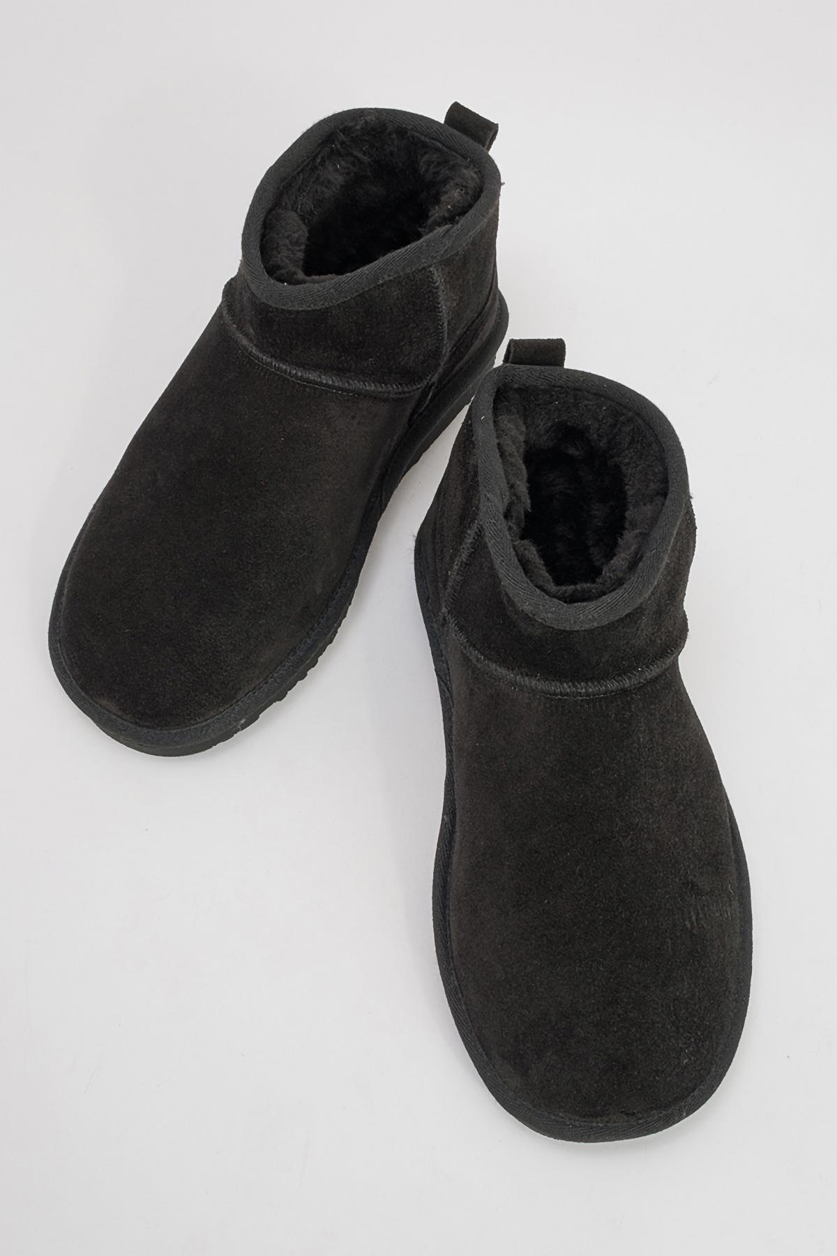 Pair Black Suede Leather Ankle Boot (Women)