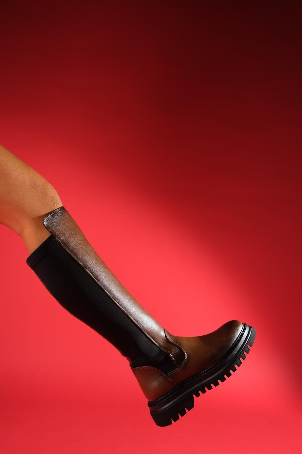 Shadow Cognac Brown Boot (Women)