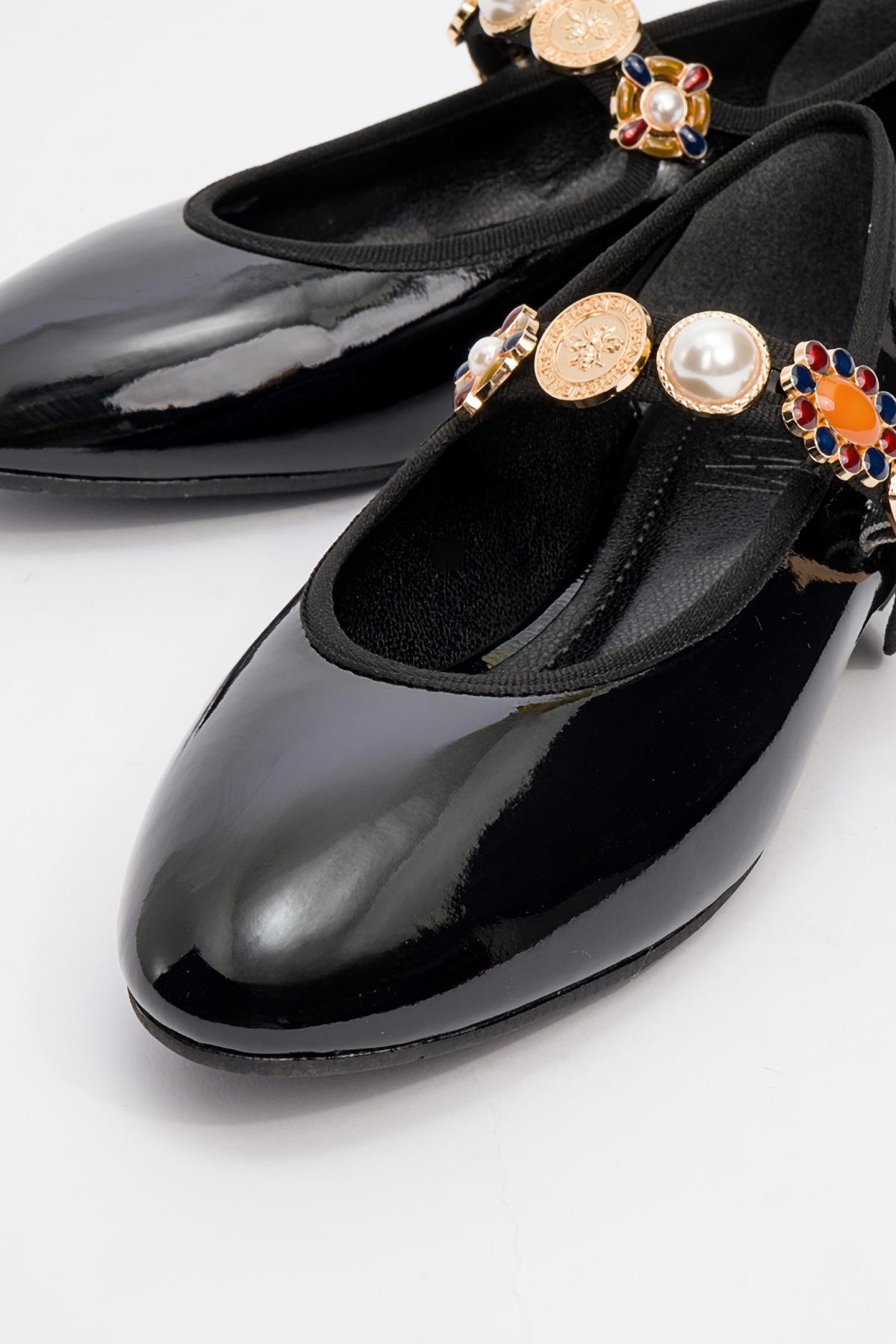 Lauras - Black Patent Embellished Ballet Flat (Women)
