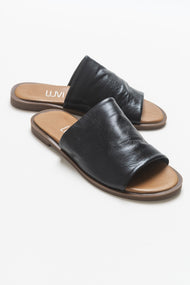 Clau - Black Leather Sandal (Women)