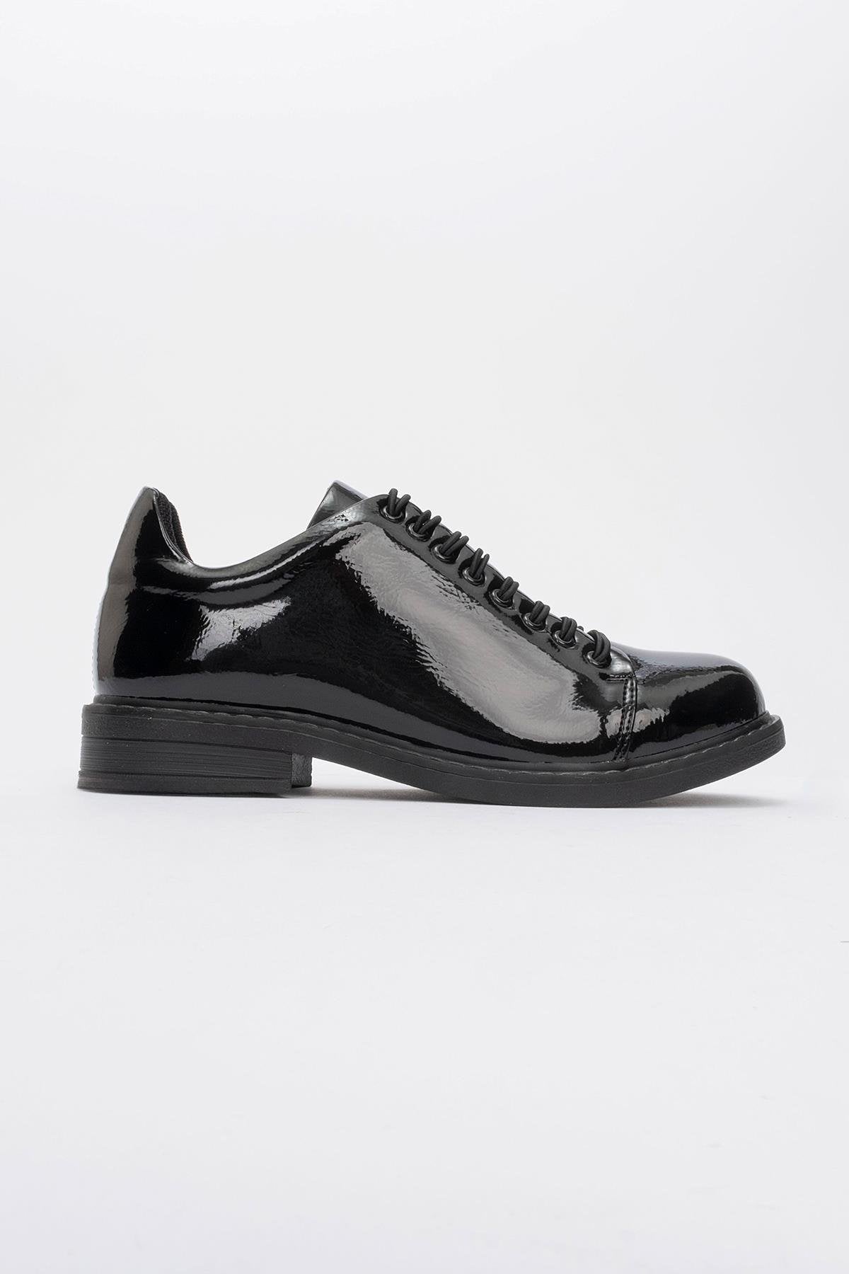 Festy - Black Patent Elastic Lace-Up Casual Shoe (Women)