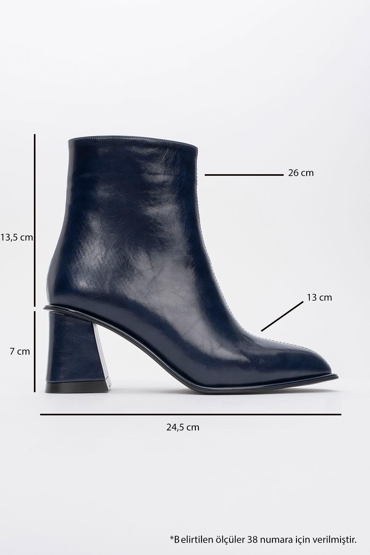Alba - Navy Block Heel Boot (Women)