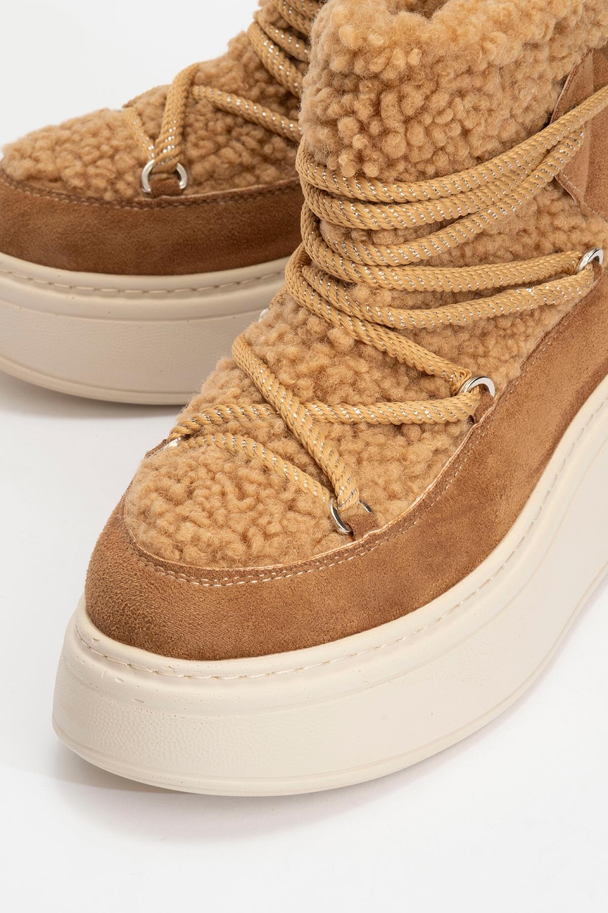 Dila Cognac Brown Fur-Lined Winter Boot (Women)