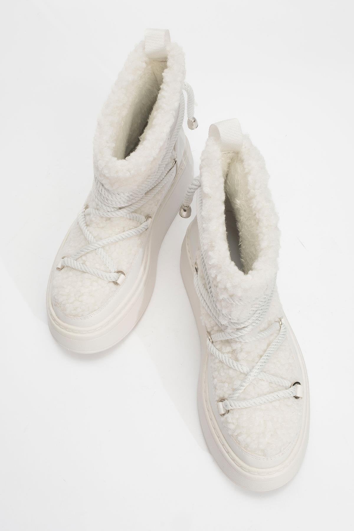 Dila White Fur-Lined Winter Boot (Women)