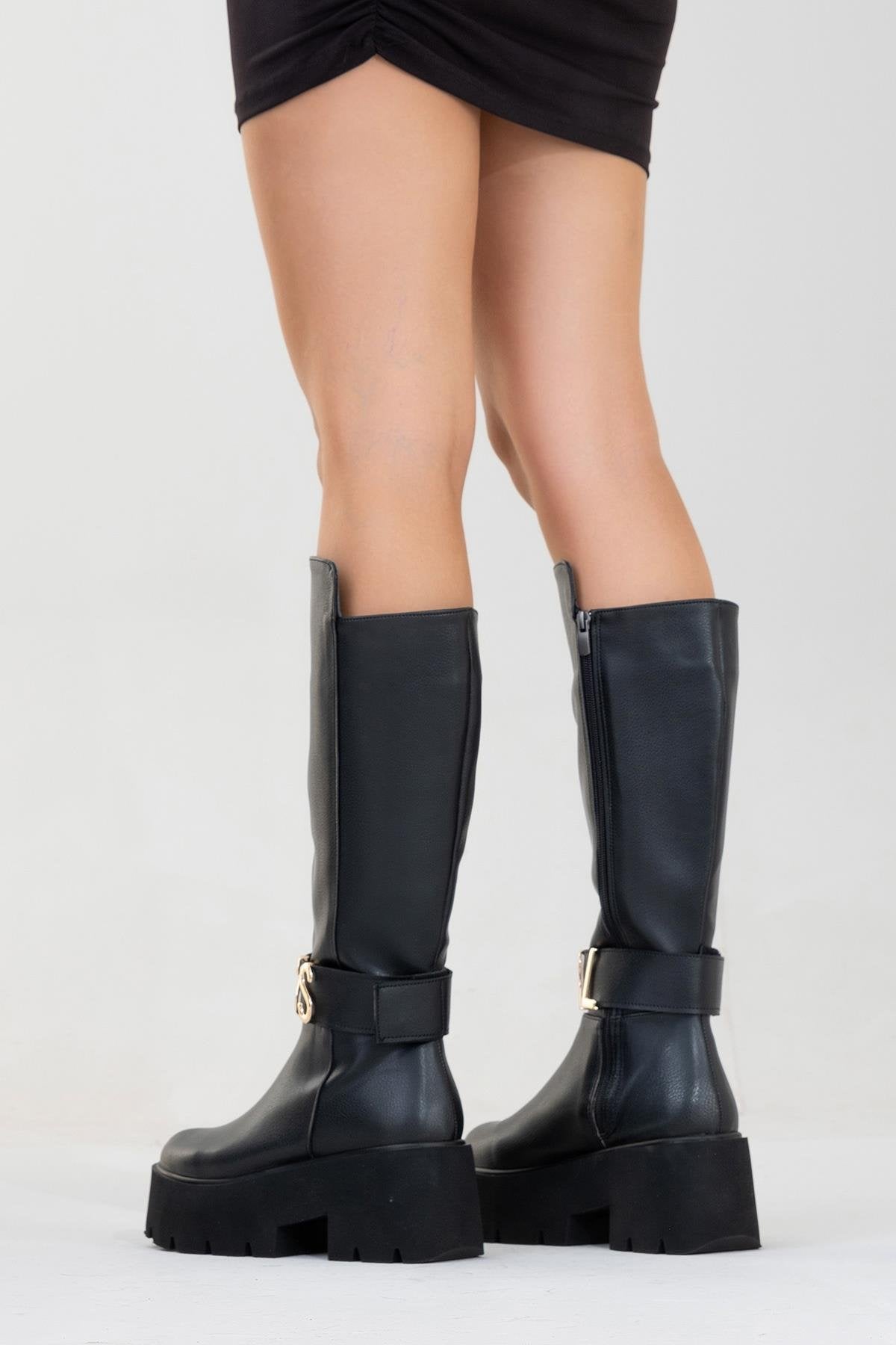 Doras - Black Platform Heel Knee-High Boot (Women)